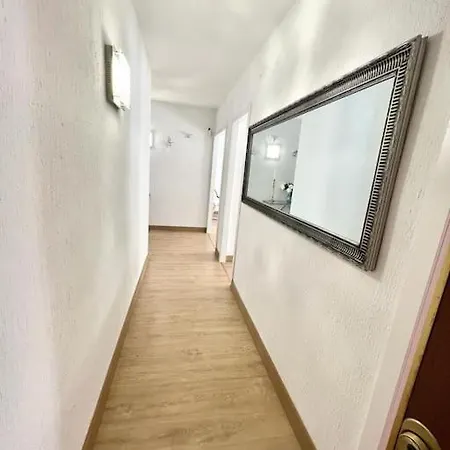 Grande Apartamento A 150 Metros De La Playa
